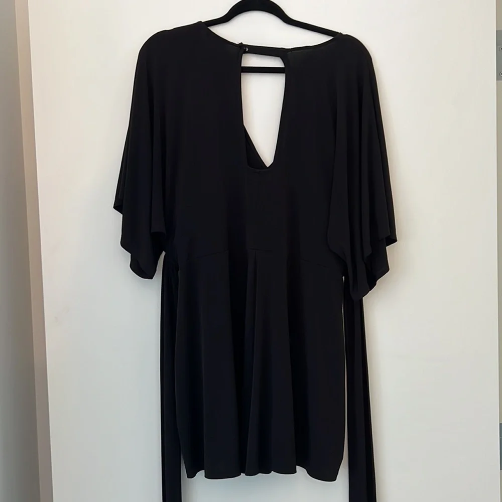 Black Express Romper - Picture 4 of 4